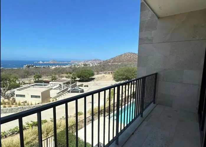 Beautiful 2-bedroom With Arch & Ocean Views Cabo San Lucas
